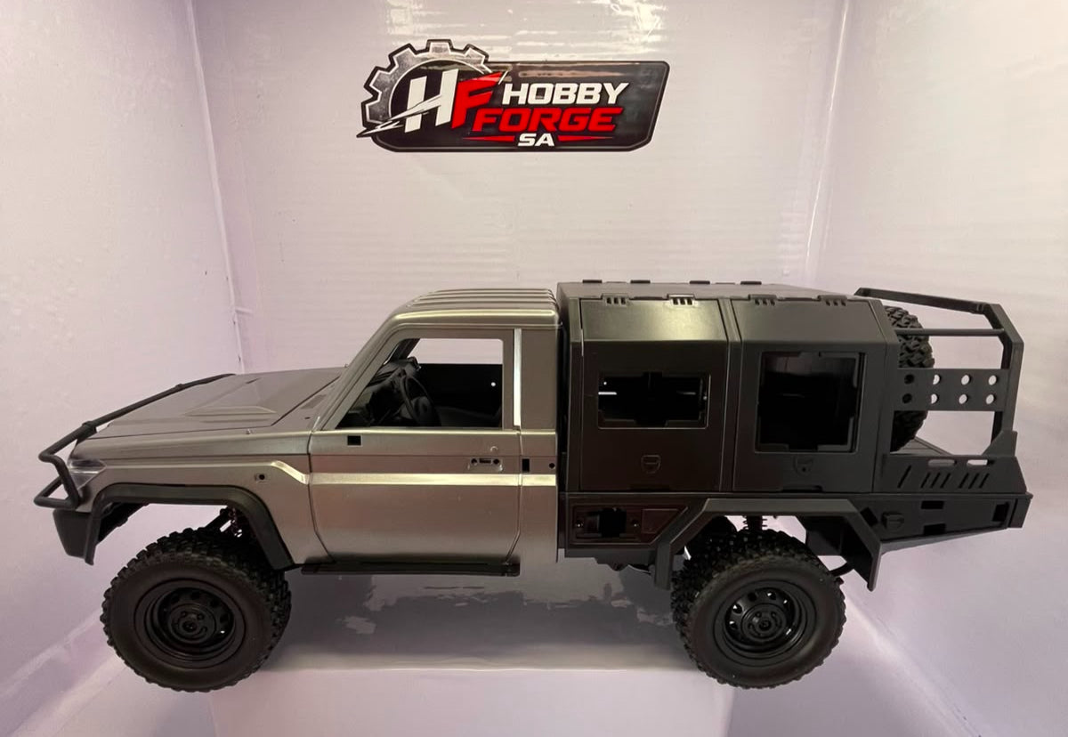 MN82 Overland Bakkie is a 1:12