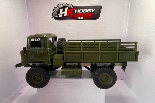 WPL B16 6×6 military truck.