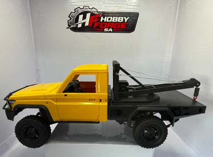 MN82 Towing Bakkie is a 1:12